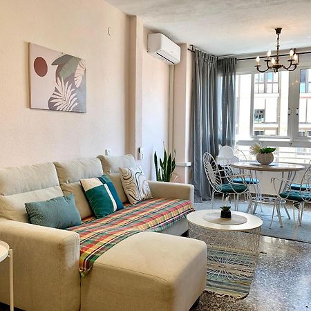 Centrally-Located, Spacious Flat At Historic Centre & Short Walk To Beach Alicante Zewnętrze zdjęcie